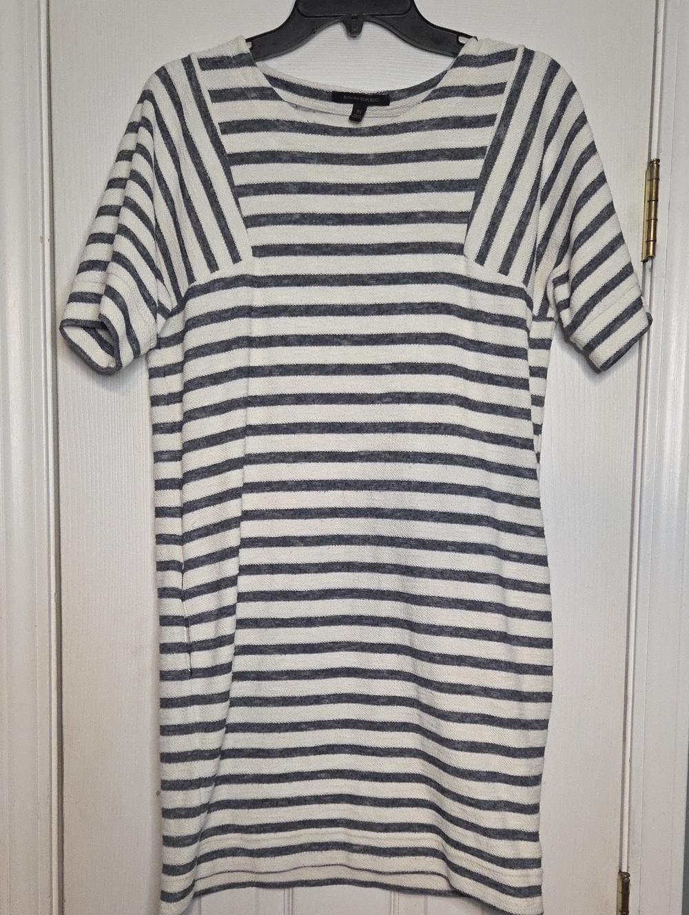 Banana Republic Striped Short Sleeve Knit Dress in White and Gray